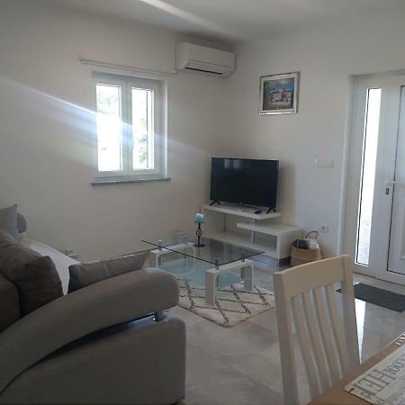 Apartment Ivana Novigrad  Ngoại thất bức ảnh